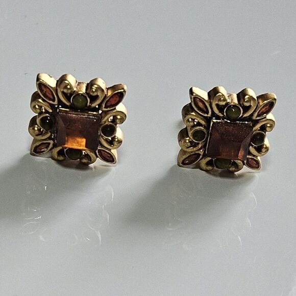 Unbranded Jewelry - Vintage Gold Tone Orange Rhinestone Green Accent Clip On Earrings